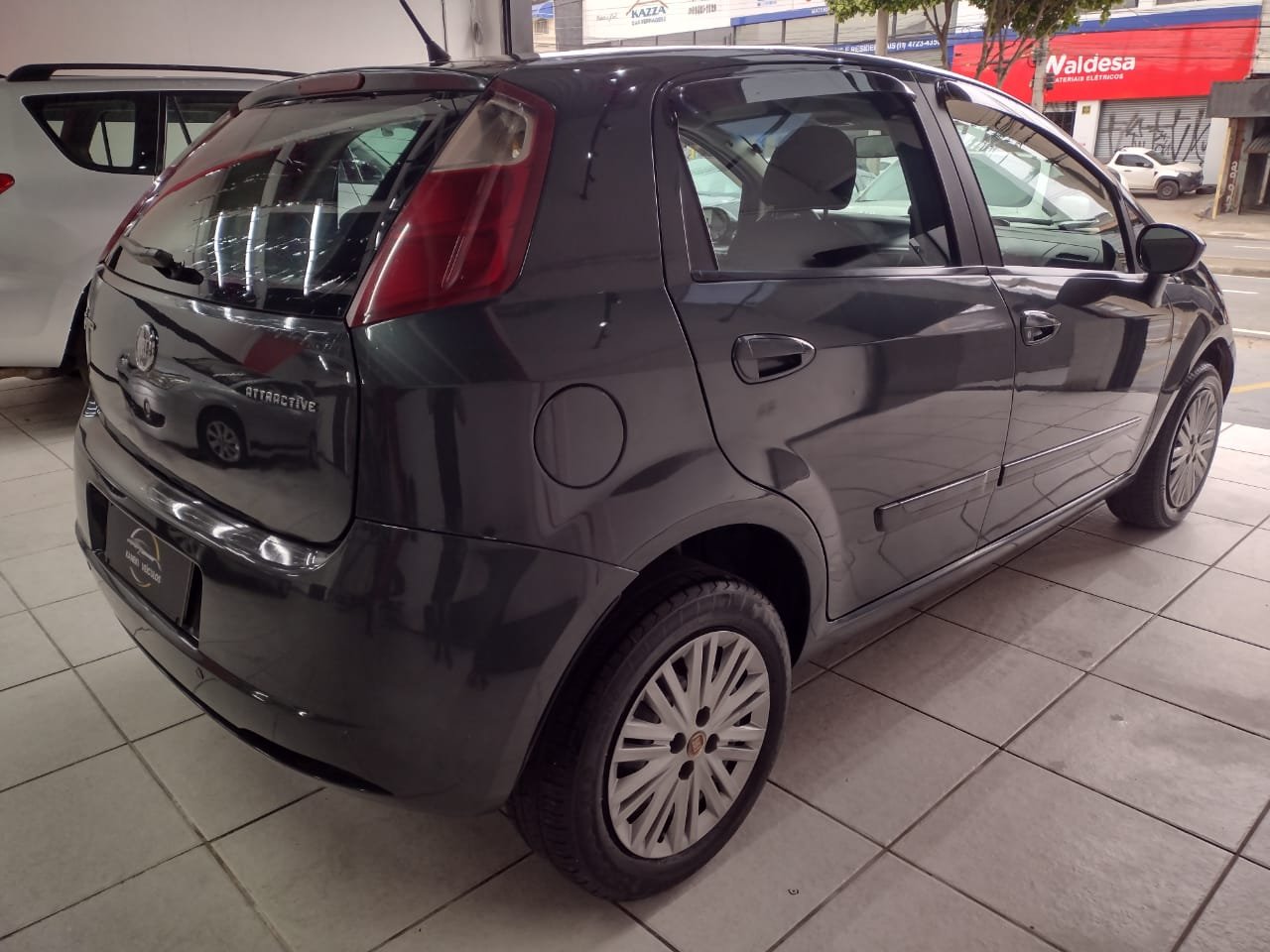 Foto 6 de Punto 1.4 Attractive